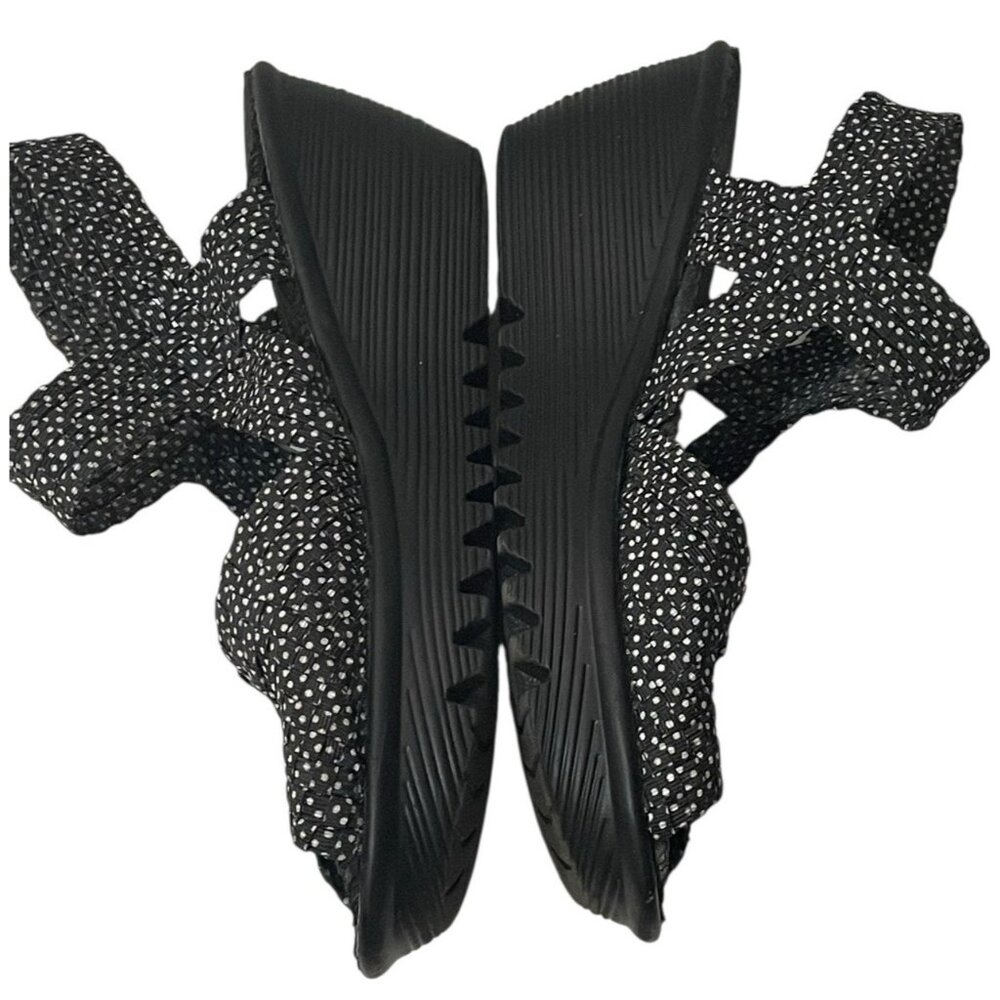 Bernie Mev Womens Polka Dot Sandals Peep Toe Wedge Black White Comfort 38 US 7 - Picture 7 of 9